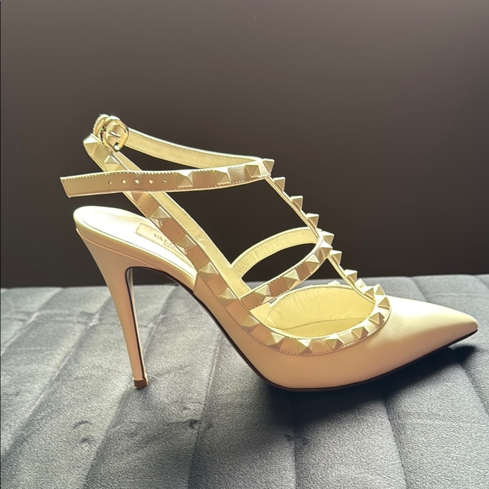 Valentino White Studded Women's Shoes LIMITED EDITION - Picture 10 of 15